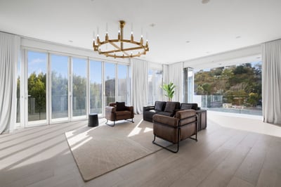Luxury Villa Photo #35