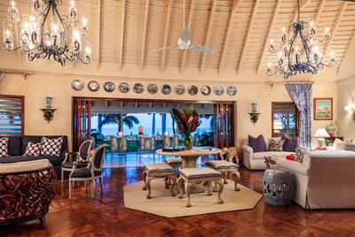 Luxury Villa Photo #6