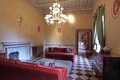 Luxury Villa Photo #13