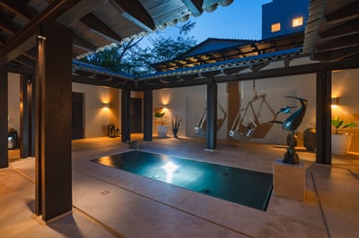 Luxury Villa Photo #9