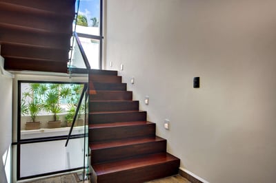 Luxury Villa Photo #22