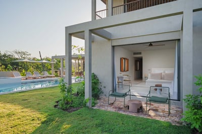 Luxury Villa Photo #34