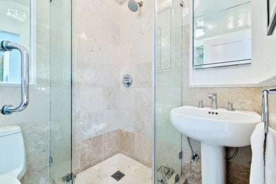 Luxury Villa Photo #35