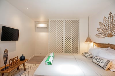 Luxury Villa Photo #15