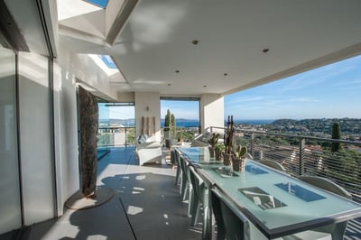 Luxury Villa Photo #6