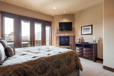 Luxury Villa Photo #12