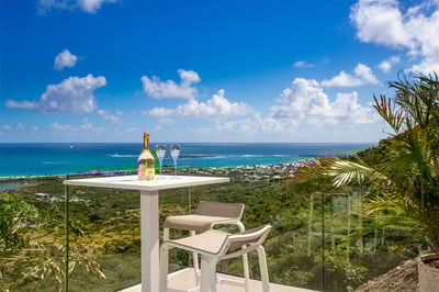 Luxury Villa Photo #13