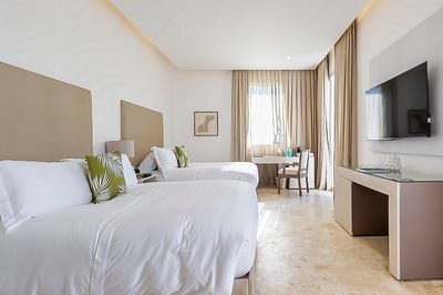 Luxury Villa Photo #35