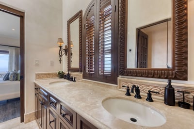 Luxury Villa Photo #63
