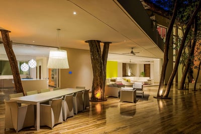 Luxury Villa Photo #24
