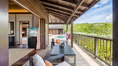 Luxury Villa Photo #32