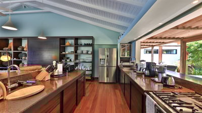 Luxury Villa Photo #36
