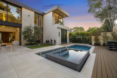 Luxury Villa Photo #13