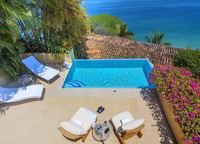 Luxury Villa Photo #3