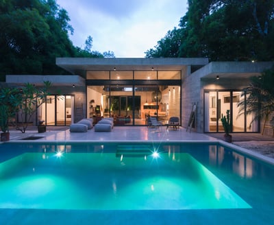 Luxury Villa Photo #3