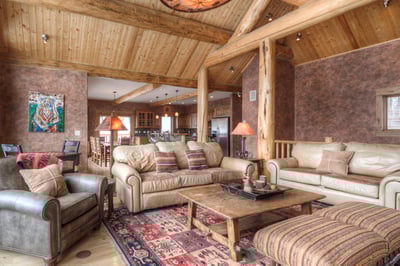 Luxury Villa Photo #3