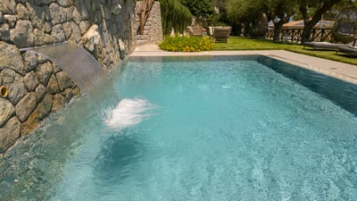 Luxury Villa Photo #3