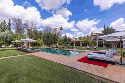 Luxury Villa Photo #2