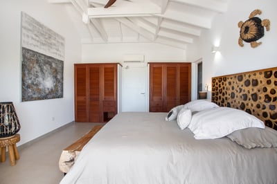 Luxury Villa Photo #24