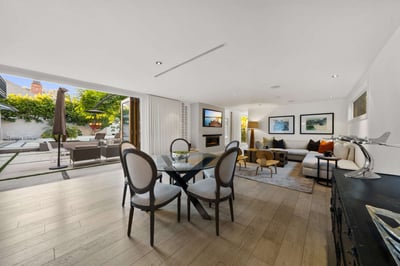 Luxury Villa Photo #15