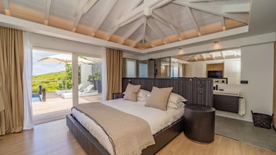 Luxury Villa Photo #53