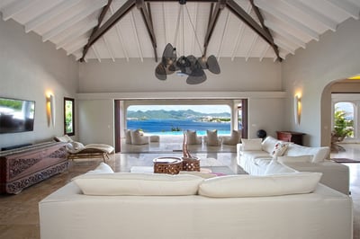Luxury Villa Photo #17