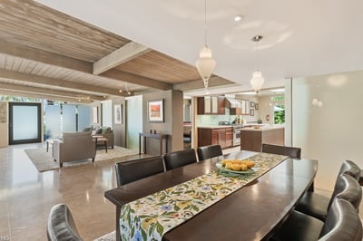 Luxury Villa Photo #20