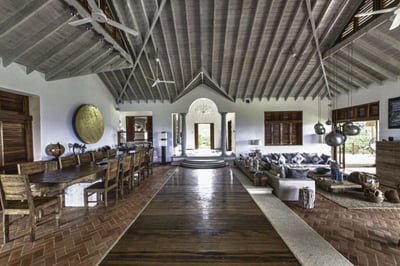 Luxury Villa Photo #13