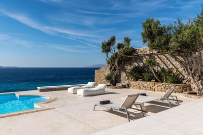 Luxury Villa Photo #4