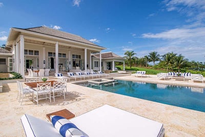Luxury Villa Photo #2