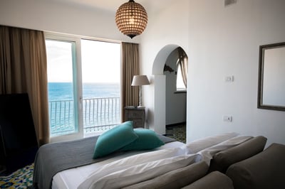 Luxury Villa Photo #30