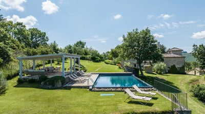 Luxury Villa Photo #2