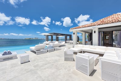 Luxury Villa Photo #9