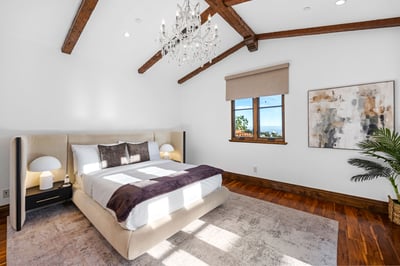 Luxury Villa Photo #60