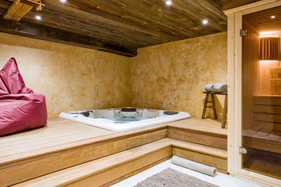 Luxury Villa Photo #10