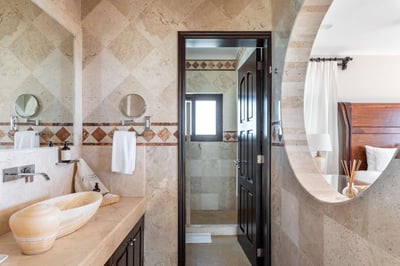 Luxury Villa Photo #59