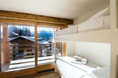 Luxury Villa Photo #25