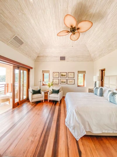 Luxury Villa Photo #28