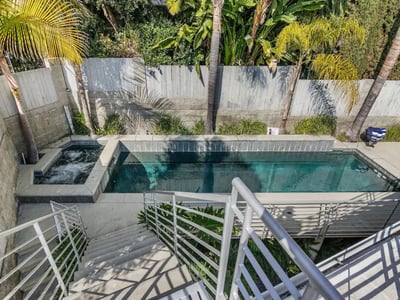 Luxury Villa Photo #7