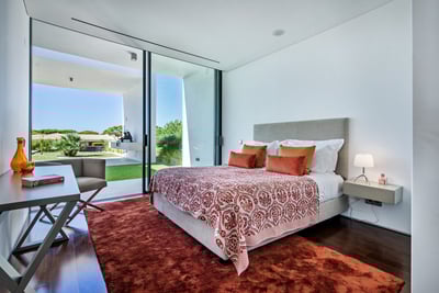 Luxury Villa Photo #27