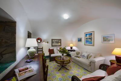 Luxury Villa Photo #16