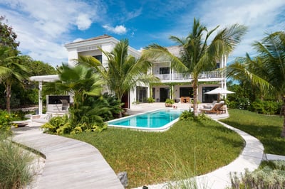 Luxury Villa Photo #2