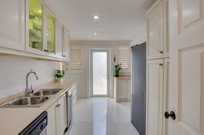 Luxury Villa Photo #38