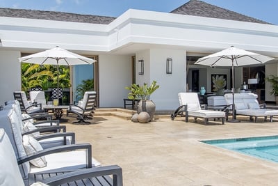 Luxury Villa Photo #6