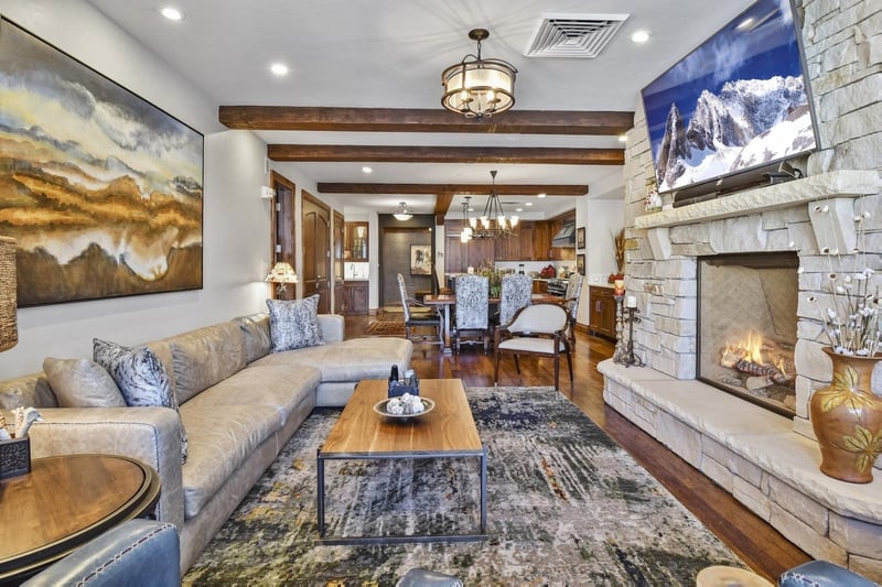 Silver Strike Lodge 2 BDM Condo