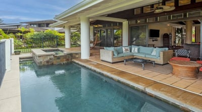 Luxury Villa Photo #4