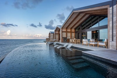 Luxury Villa Photo #3
