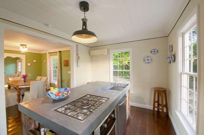 Luxury Villa Photo #6