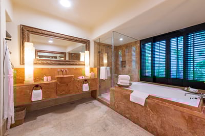 Luxury Villa Photo #43