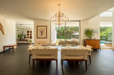 Luxury Villa Photo #24